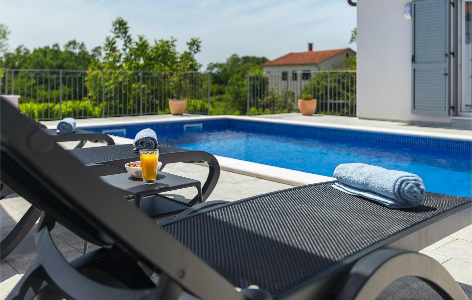 Nana Holiday home Pula